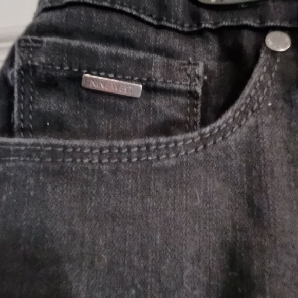 Black Crop Distressed Jeans - Picture 2 of 5